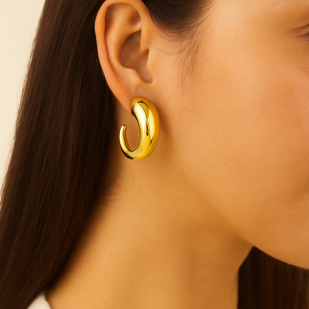Bold Curve Hoops